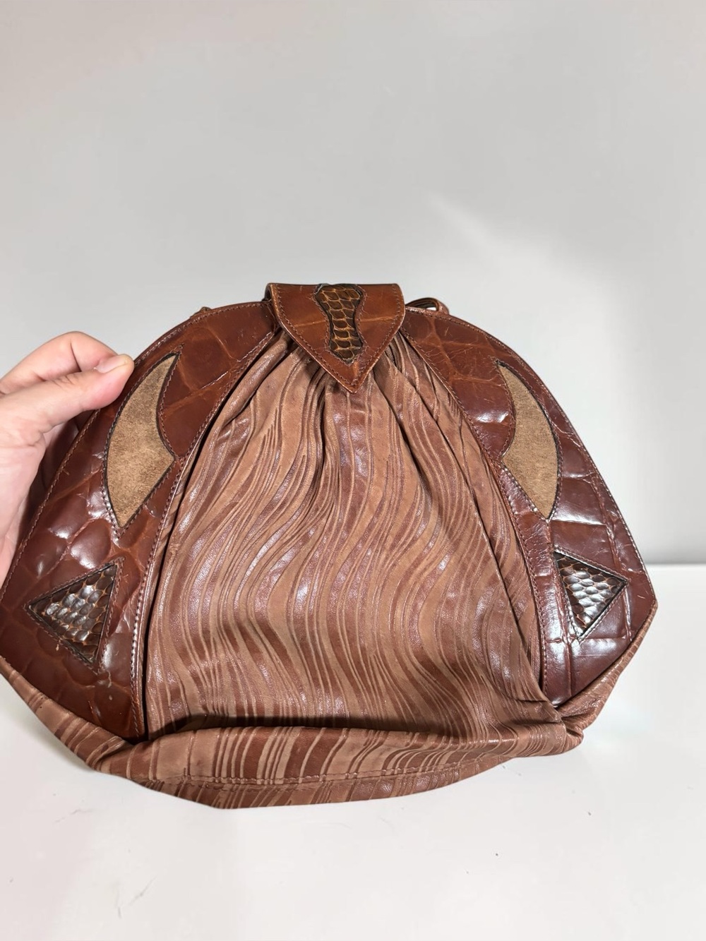Vintage 70s Brown Pleated Fan Shoulder Bag Reptile Patchwork Boho Purse